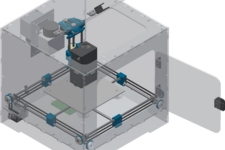 Das Bild zeigt eine technische Illustration eines 3D-Druckers oder einer ähnlichen Maschine, die in einem transparenten Gehäuse untergebracht ist. Die Mechanik und die Bewegungsachsen der Maschine sind sichtbar, und es scheint sich um eine präzise Konstruktion zu handeln, die für spezielle Anwendungen entwickelt wurde. Der Druckkopf oder das Werkzeug befindet sich oben in der Maschine und kann sich entlang verschiedener Achsen bewegen. Aufgrund des Dateinamens „chocoPrinter“ könnte es sich bei diesem Gerät um einen speziellen 3D-Drucker für Schokolade oder Lebensmittel handeln. Die Illustration vermittelt einen klaren Eindruck von der technischen Struktur und den Funktionsweisen des Geräts.