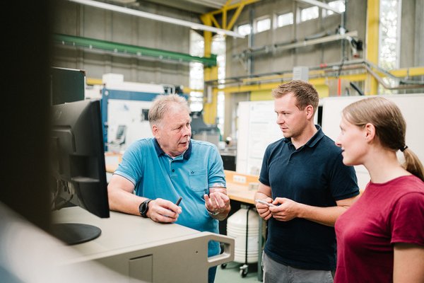 Studierende im Labor.